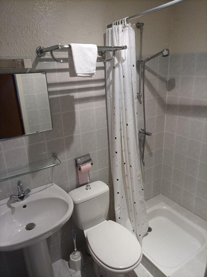 L' Auberge Campagnarde, Lourdes Poueyferre Room photo