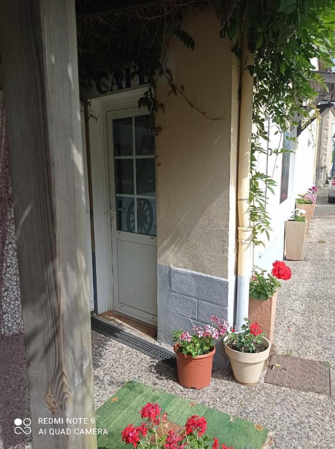 L' Auberge Campagnarde, Lourdes Poueyferre Exterior photo
